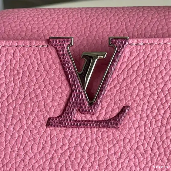 First bag ru CAPUCINES LOUIS BB VUITTON 0618